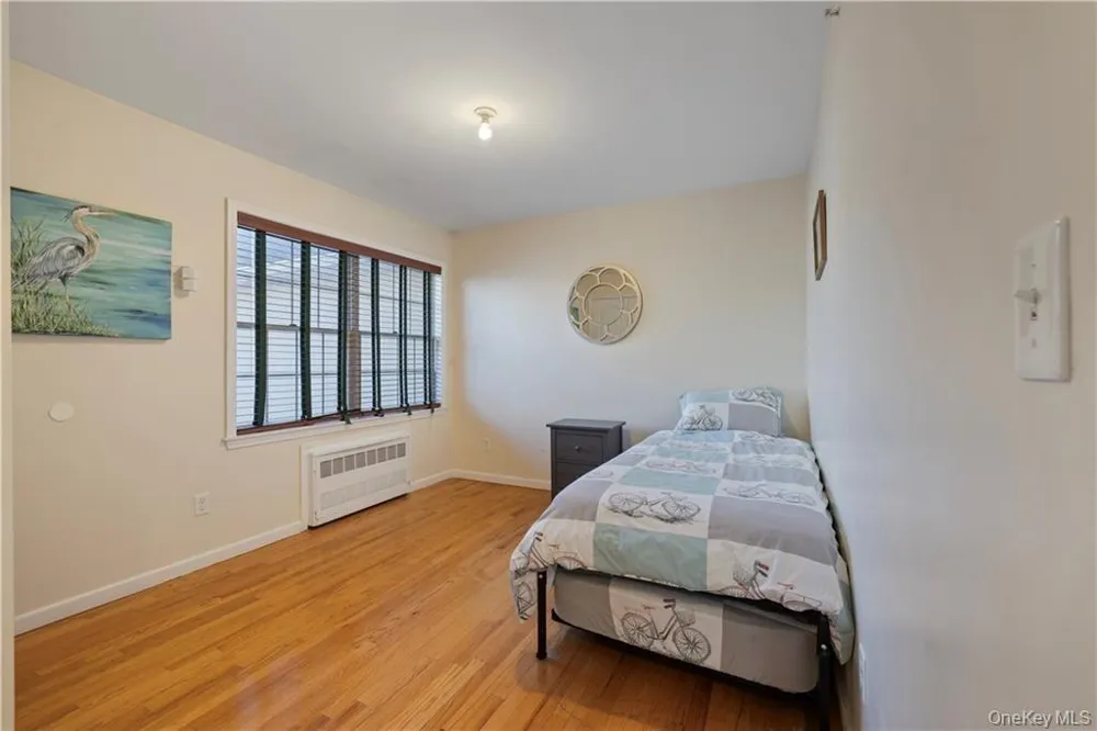 3307 Parkview Drive Spring Valley, NY 10977