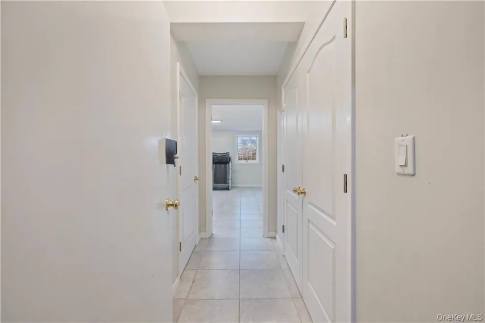 3307 Parkview Drive Spring Valley, NY 10977