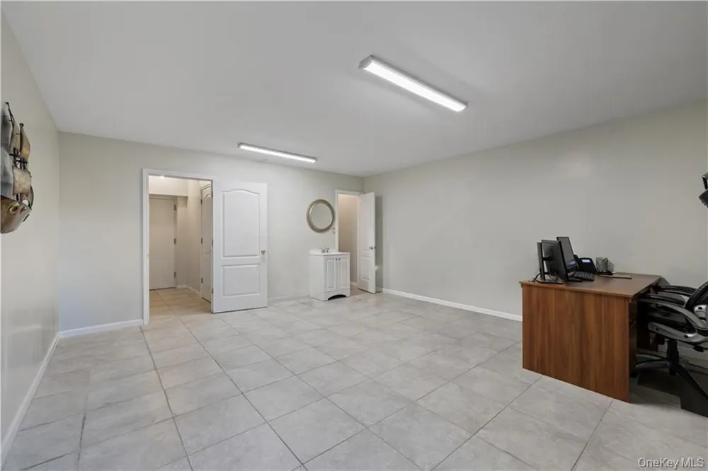 3307 Parkview Drive Spring Valley, NY 10977