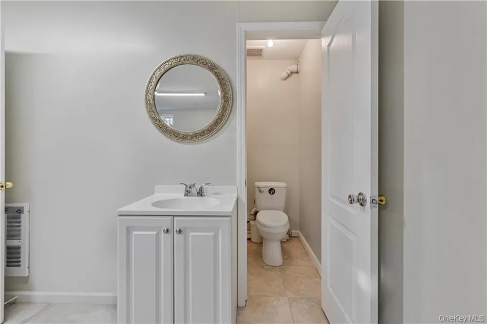 3307 Parkview Drive Spring Valley, NY 10977