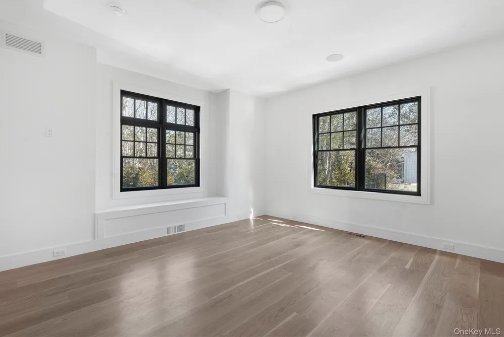 46 Towhee Trail East Hampton, NY 11937