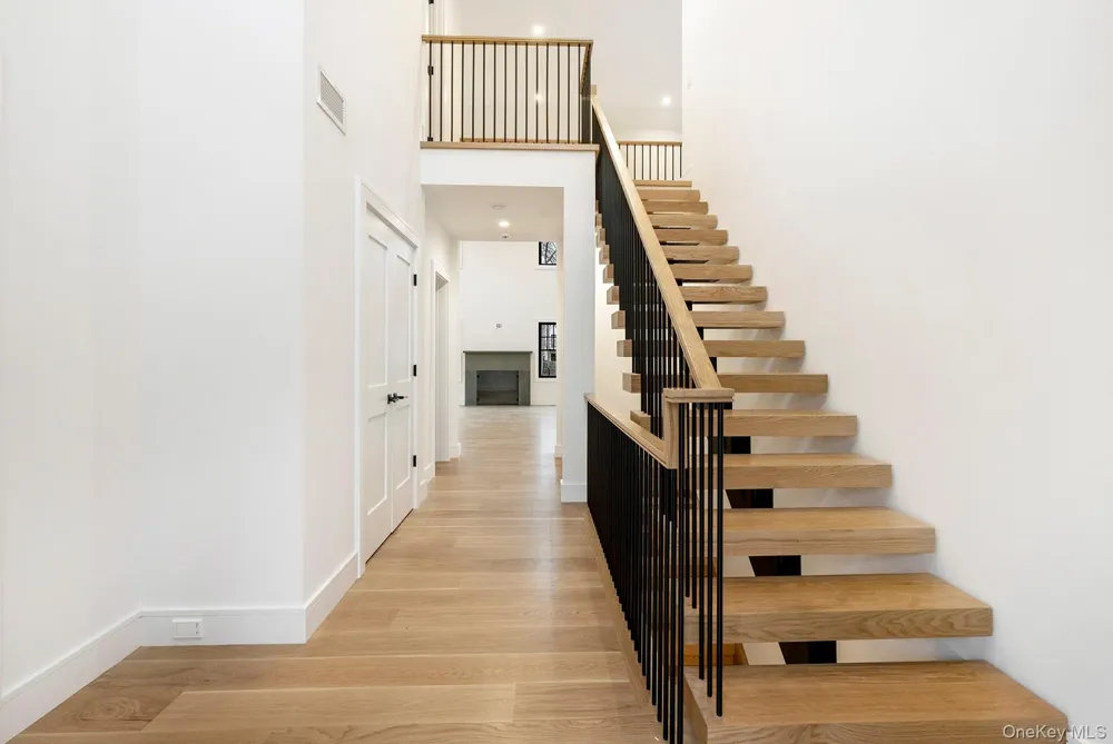 46 Towhee Trail East Hampton, NY 11937