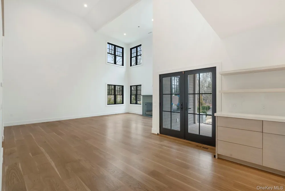 46 Towhee Trail East Hampton, NY 11937