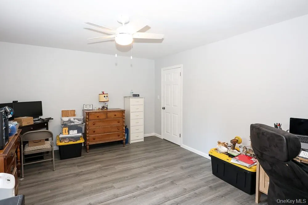 555 Windsor Avenue Brightwaters, NY 11718