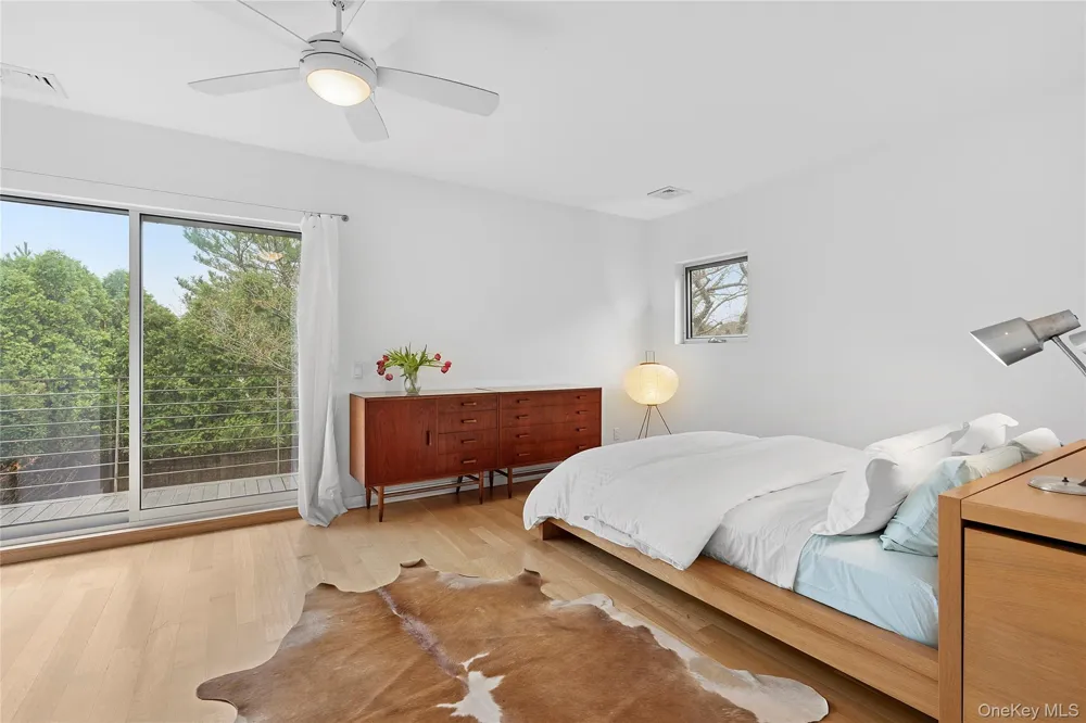 54 Gardiner Drive Amagansett, NY 11930