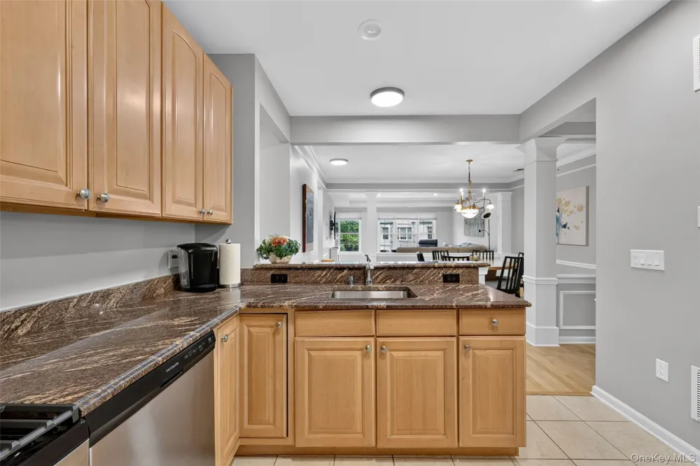 24 De Baun Avenue #305 Suffern, NY 10901