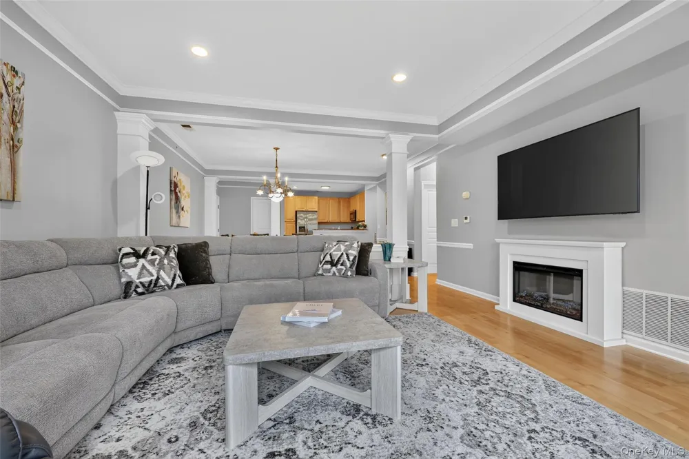 24 De Baun Avenue #305 Suffern, NY 10901