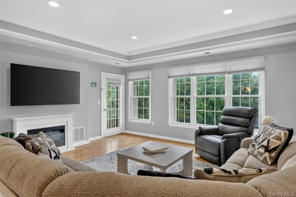 24 De Baun Avenue #305 Suffern, NY 10901