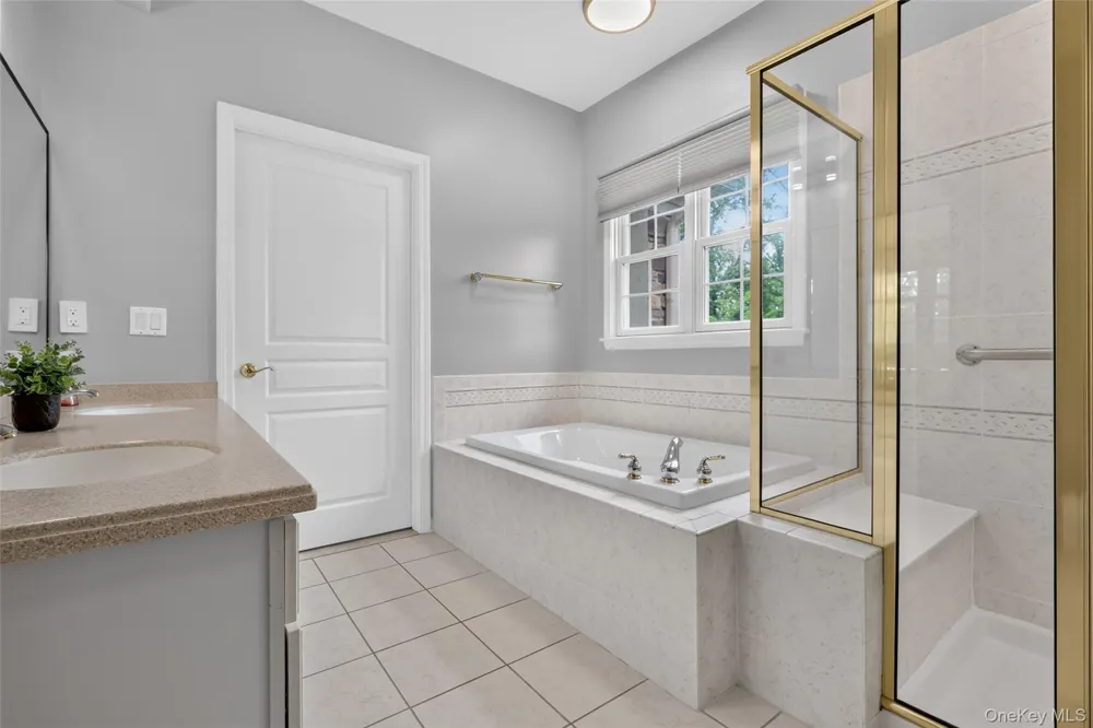 24 De Baun Avenue #305 Suffern, NY 10901