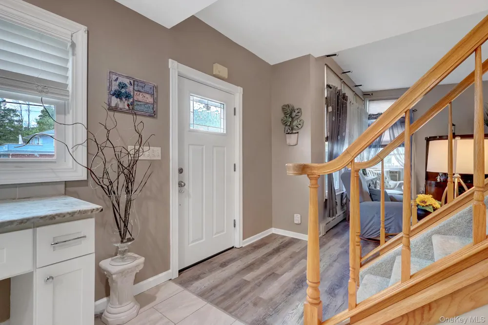 121 Wright Avenue Deer Park, NY 11729