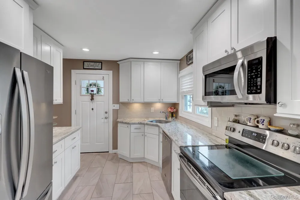 121 Wright Avenue Deer Park, NY 11729