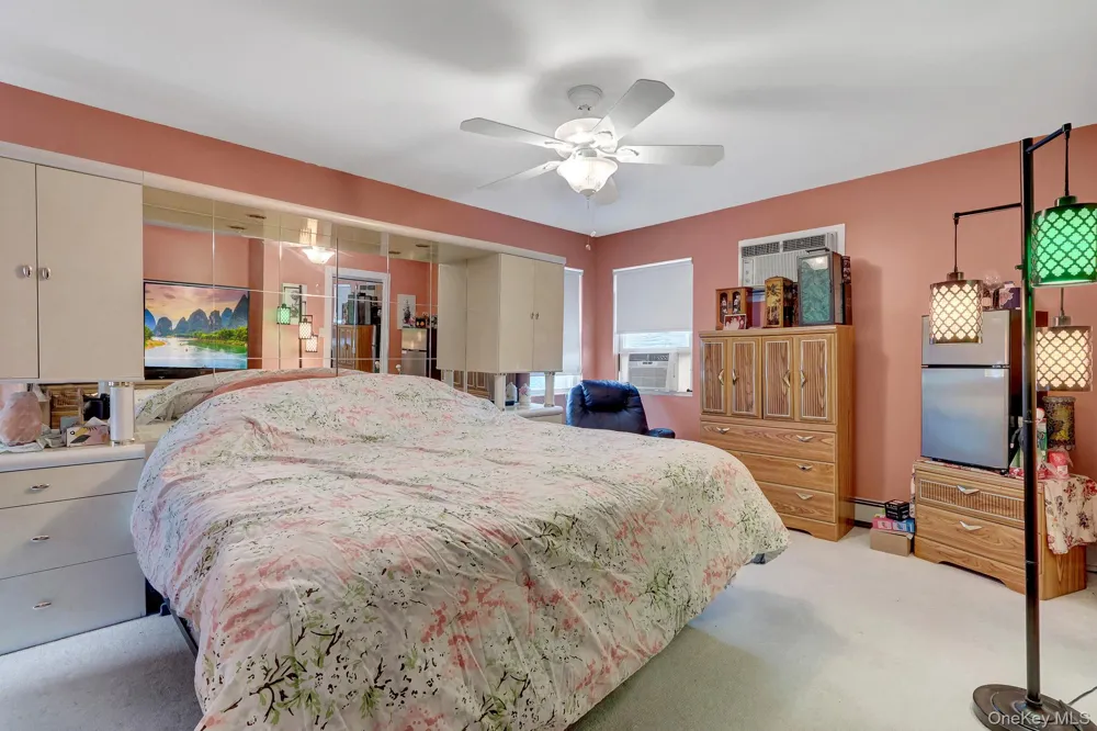 121 Wright Avenue Deer Park, NY 11729