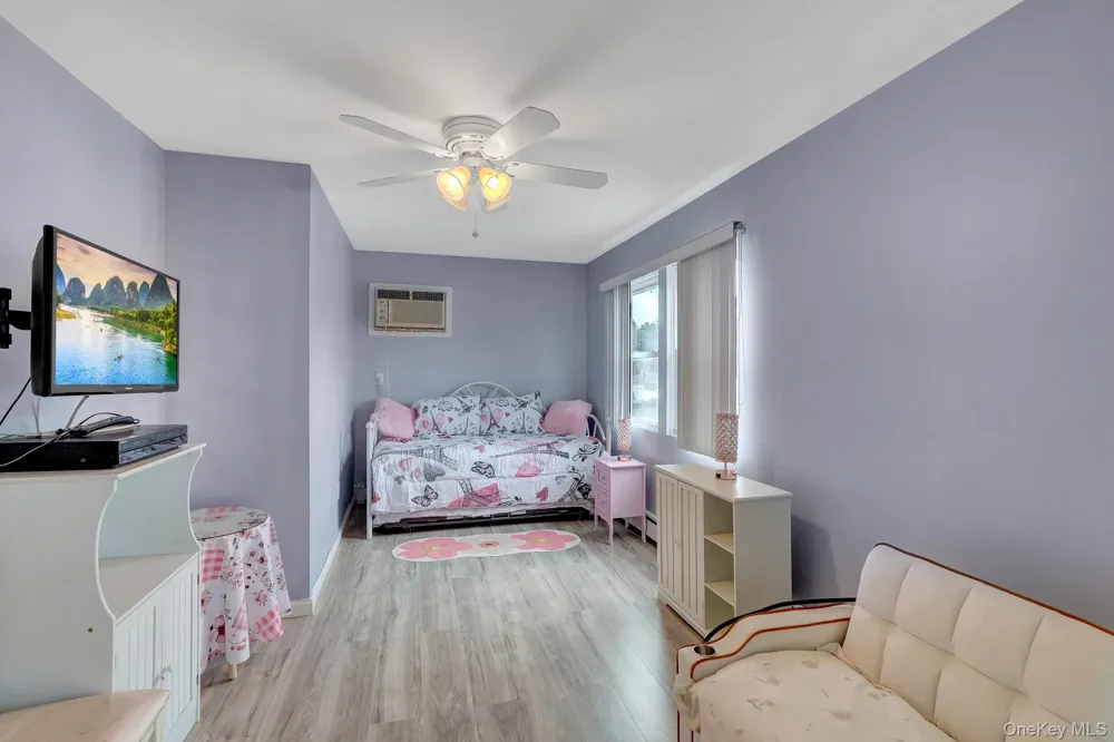 121 Wright Avenue Deer Park, NY 11729