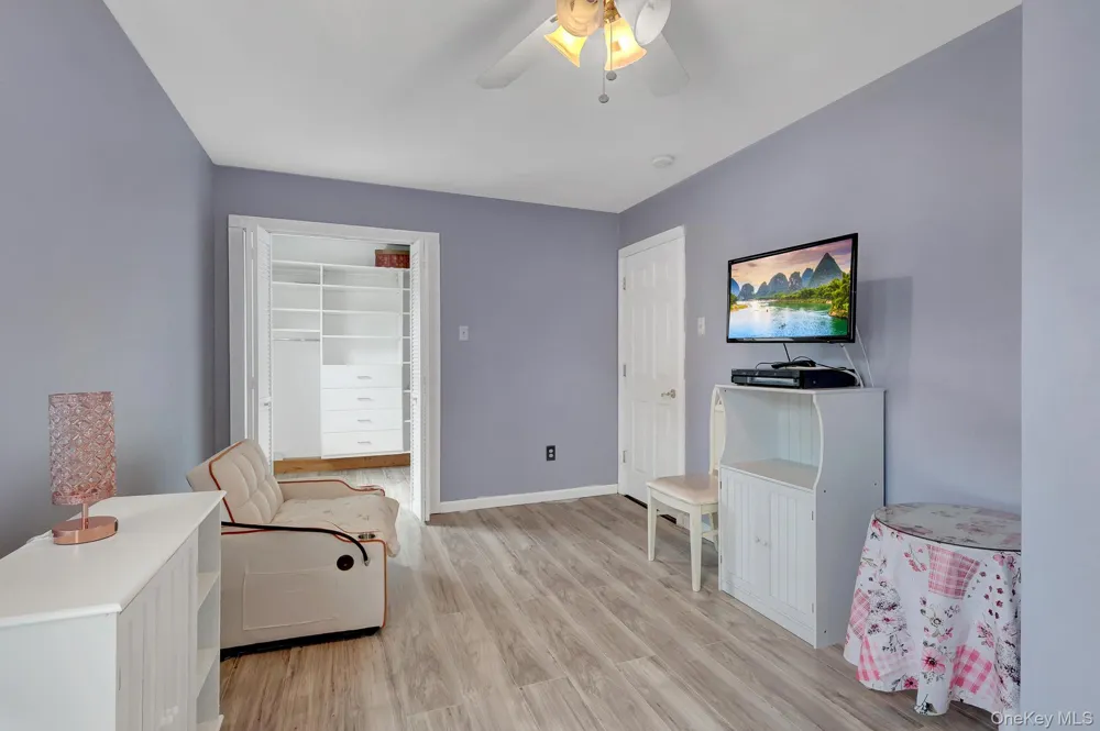 121 Wright Avenue Deer Park, NY 11729