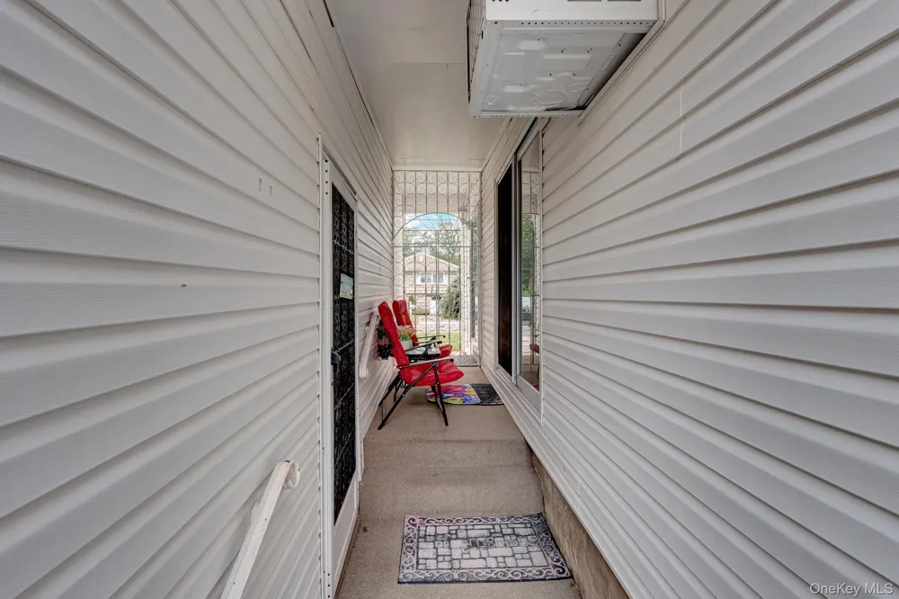 121 Wright Avenue Deer Park, NY 11729