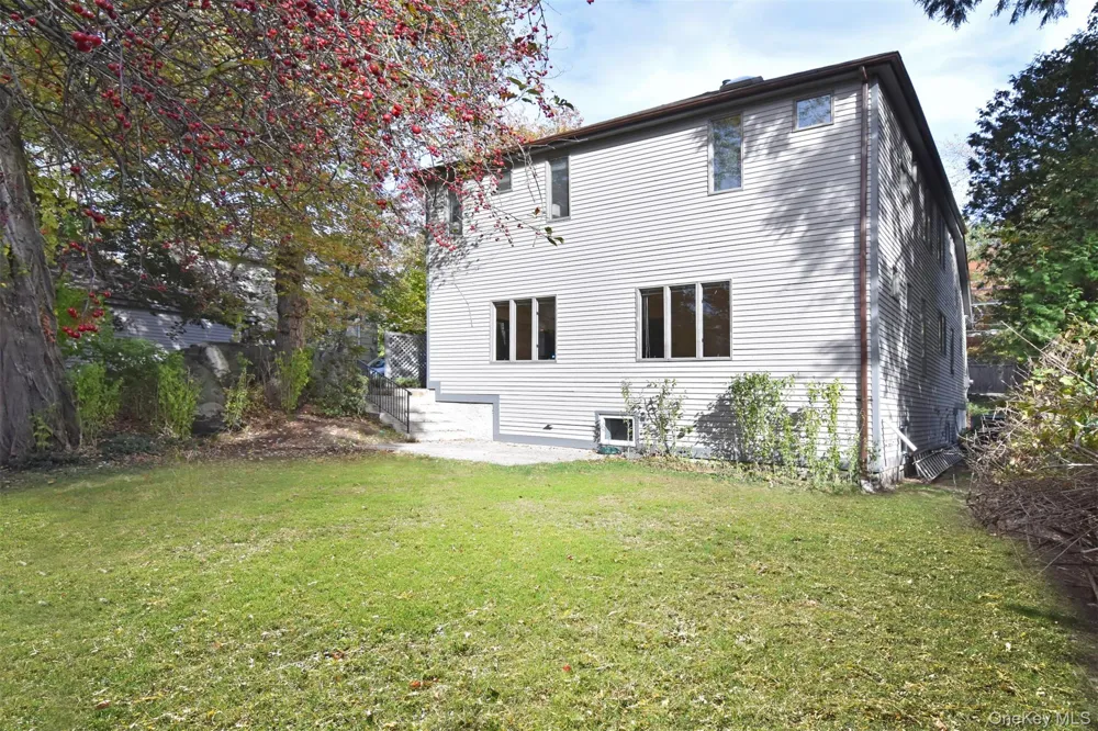 42 Ravensdale Road Hastings-on-Hudson, NY 10706