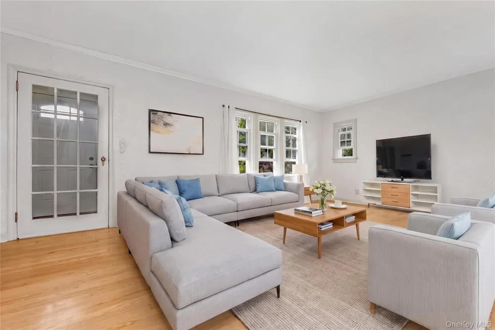 24829 Cambria Avenue Little Neck, NY 11362