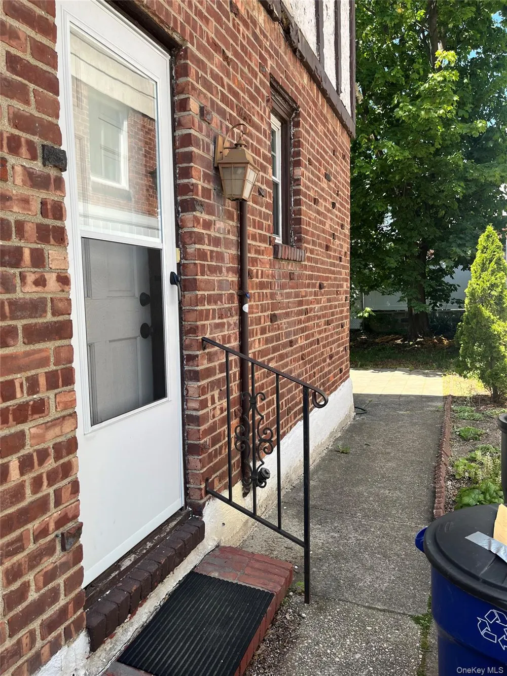 24829 Cambria Avenue Little Neck, NY 11362