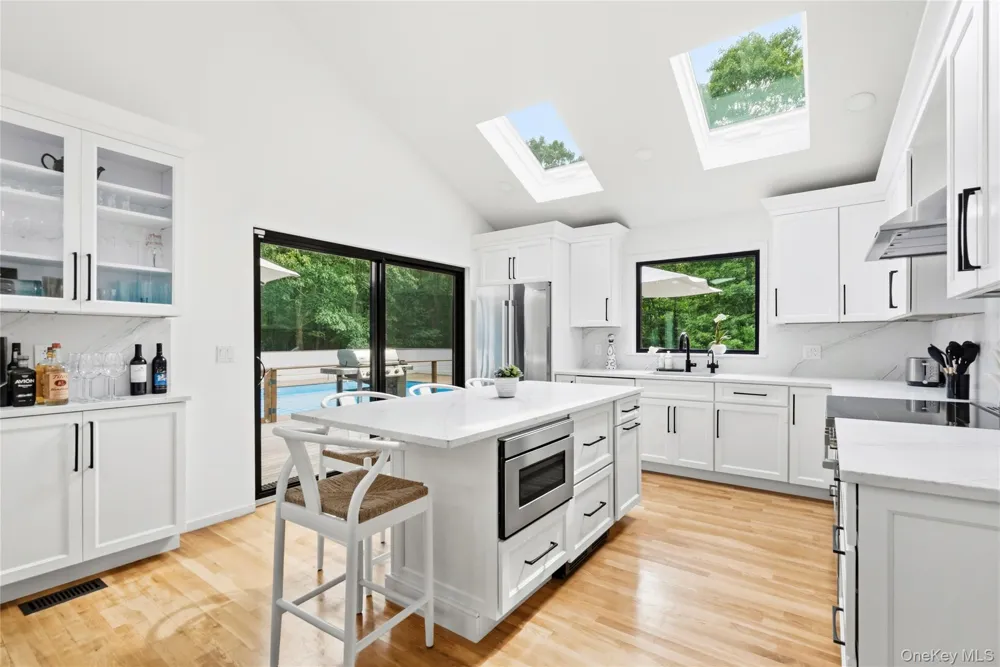 98 Old Farm Road Sagaponack, NY 11962