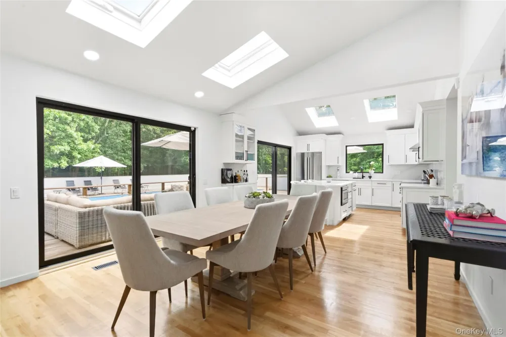 98 Old Farm Road Sagaponack, NY 11962