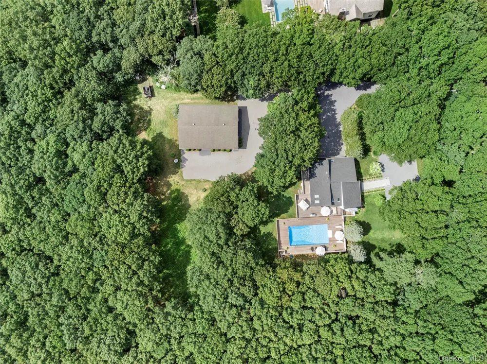98 Old Farm Road Sagaponack, NY 11962