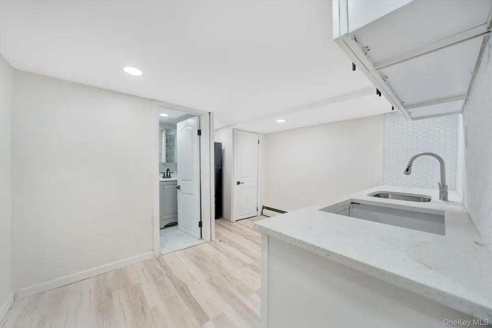 1852 E 34th Street Brooklyn, NY 11234