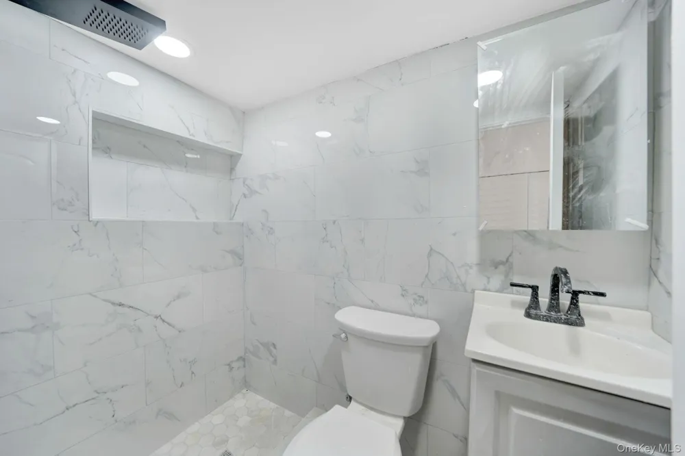 1852 E 34th Street Brooklyn, NY 11234