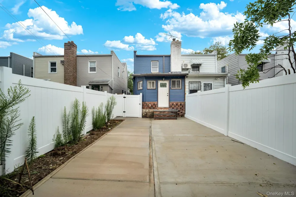 1852 E 34th Street Brooklyn, NY 11234