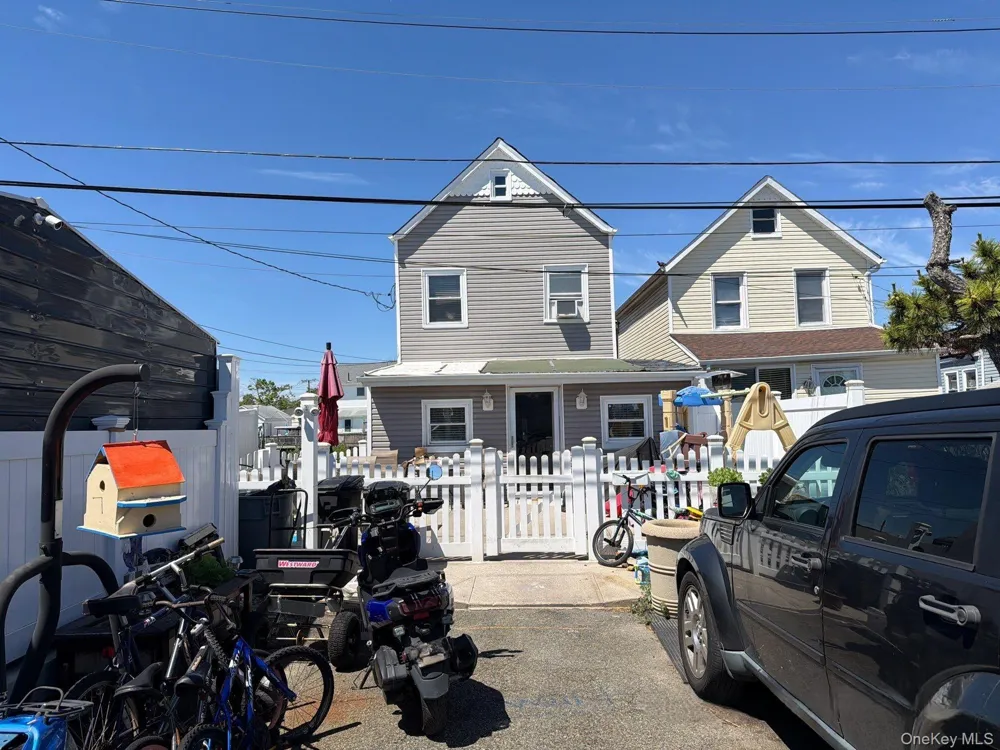 4 Bayview Avenue Howard Beach, NY 11414