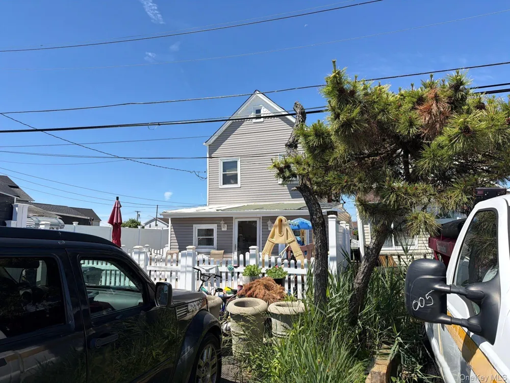 4 Bayview Avenue Howard Beach, NY 11414