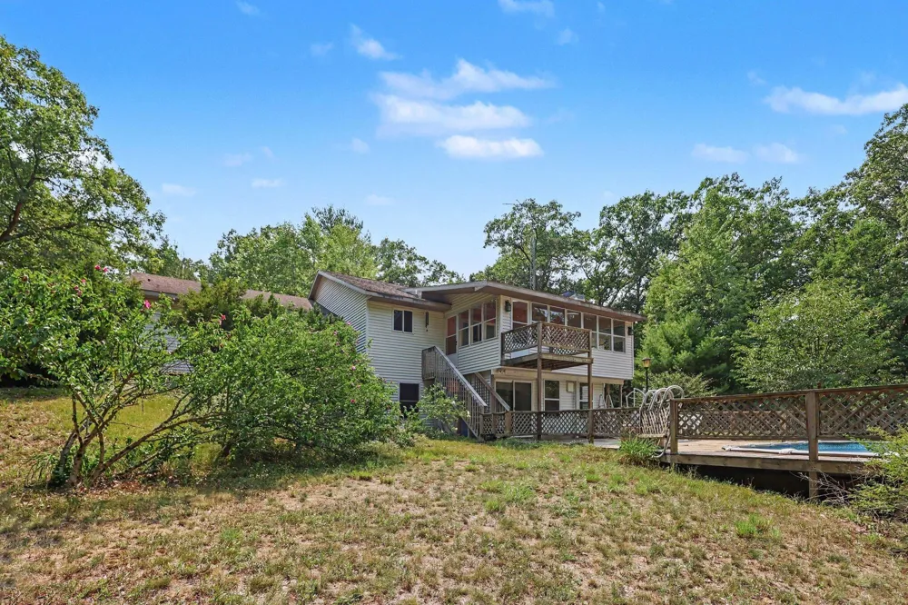3748 S Sweet Lake Drive Twin Lake, MI 49457