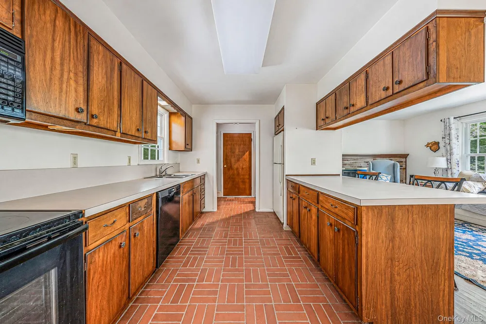 42 E Bartlett Road Middle Island, NY 11953