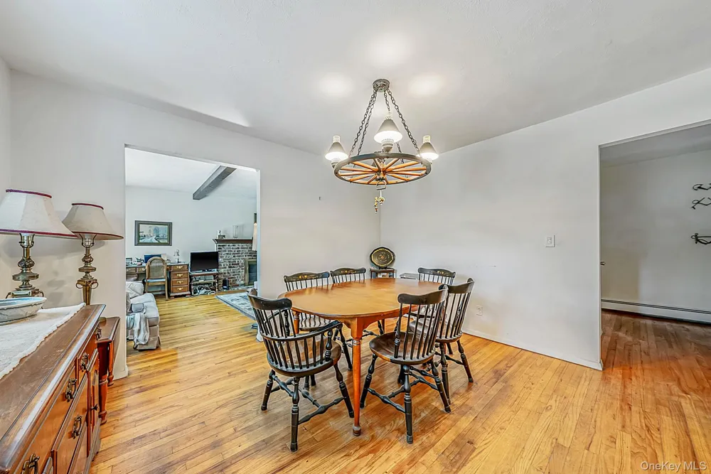 42 E Bartlett Road Middle Island, NY 11953