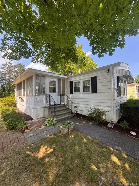 1040 Violet Ave #Lot 6