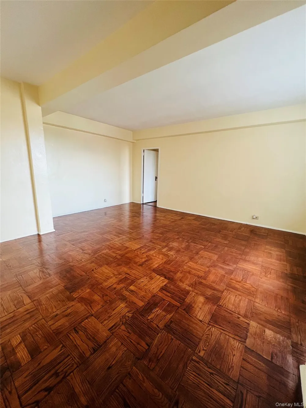 1595 Unionport Road #11A Bronx, NY 10462
