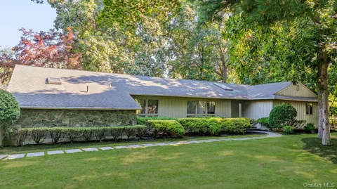 30 Fairway Drive