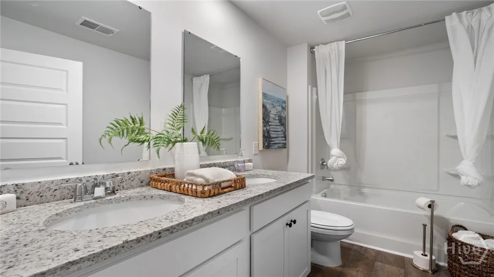 123 Siskin Road Bloomingdale, GA 31302