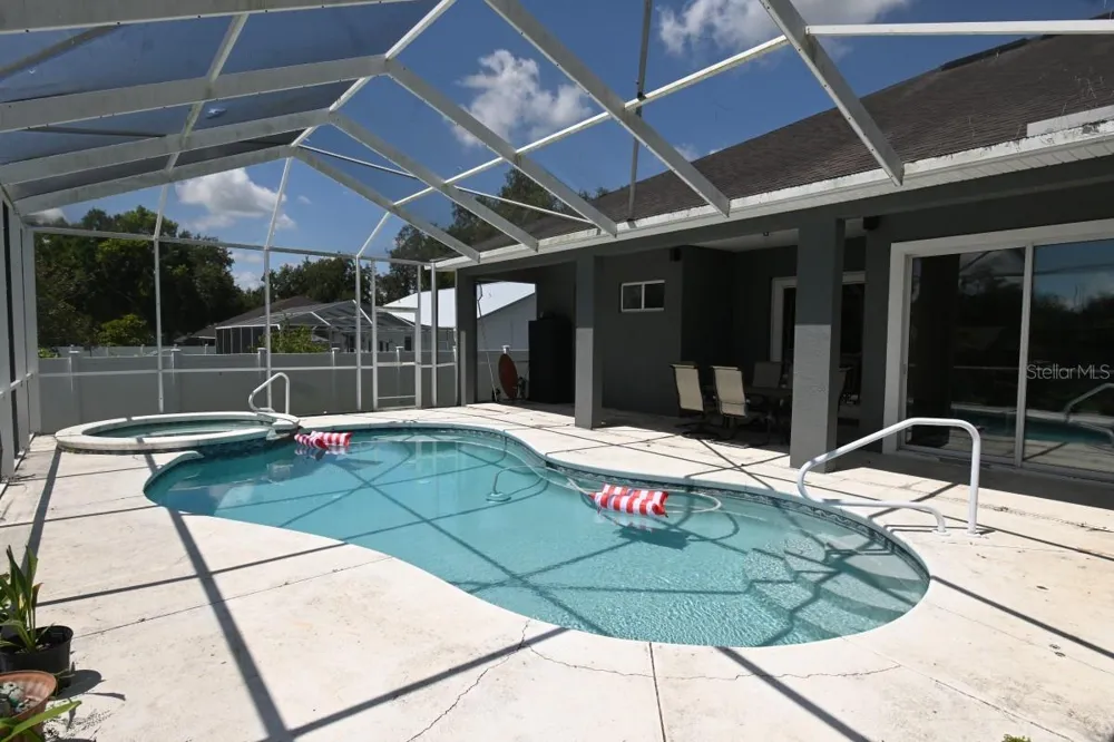 12106 PALM STREET San Antonio, FL 33576