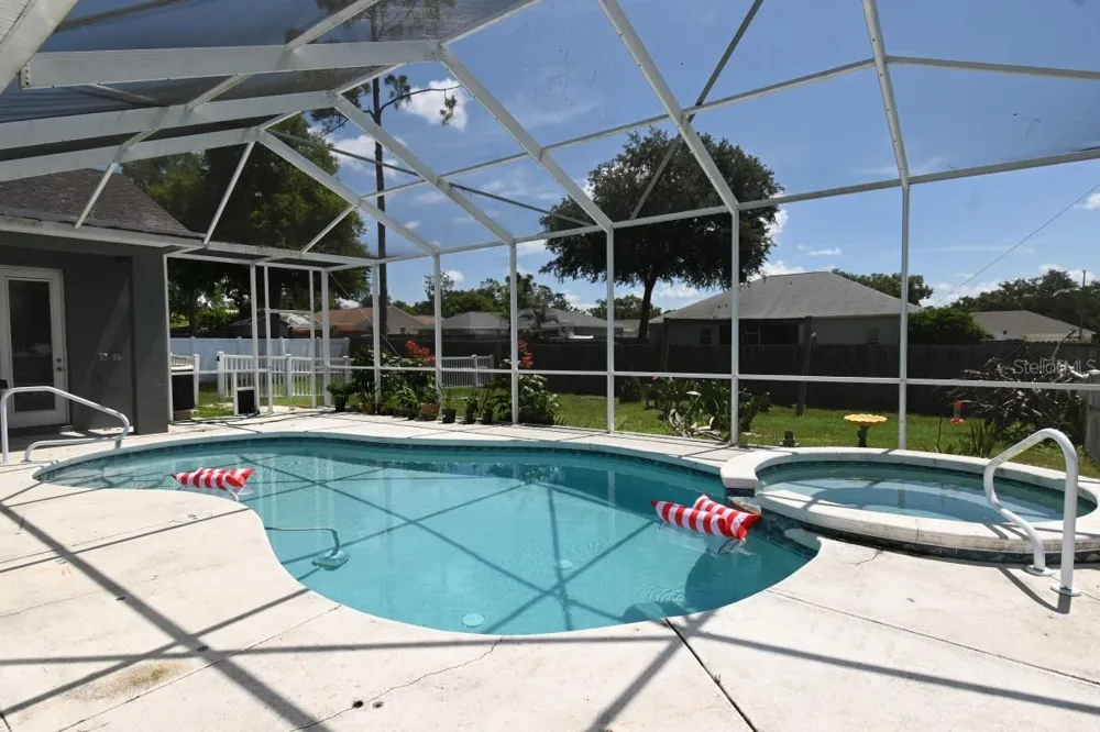 12106 PALM STREET San Antonio, FL 33576