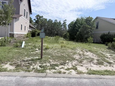 1548 Salamander Trail