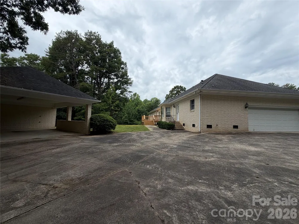 128 Temple Lane Blacksburg, SC 29702