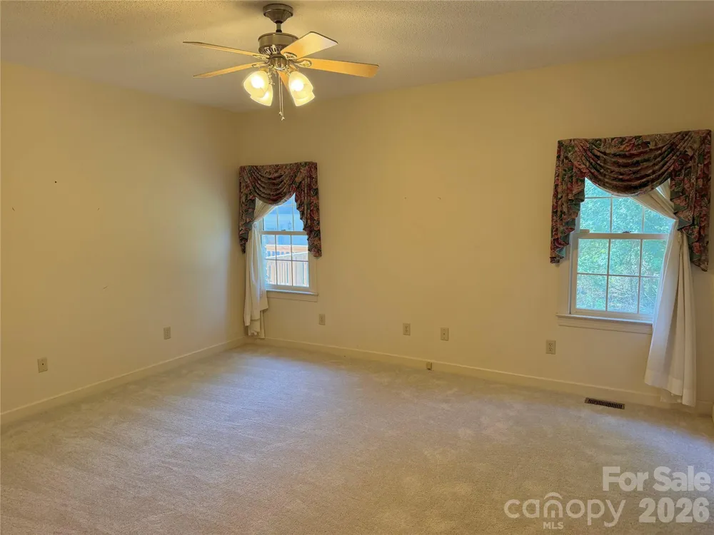 128 Temple Lane Blacksburg, SC 29702