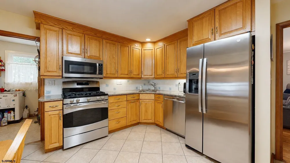 1916 West Avenue Linwood, NJ 08221