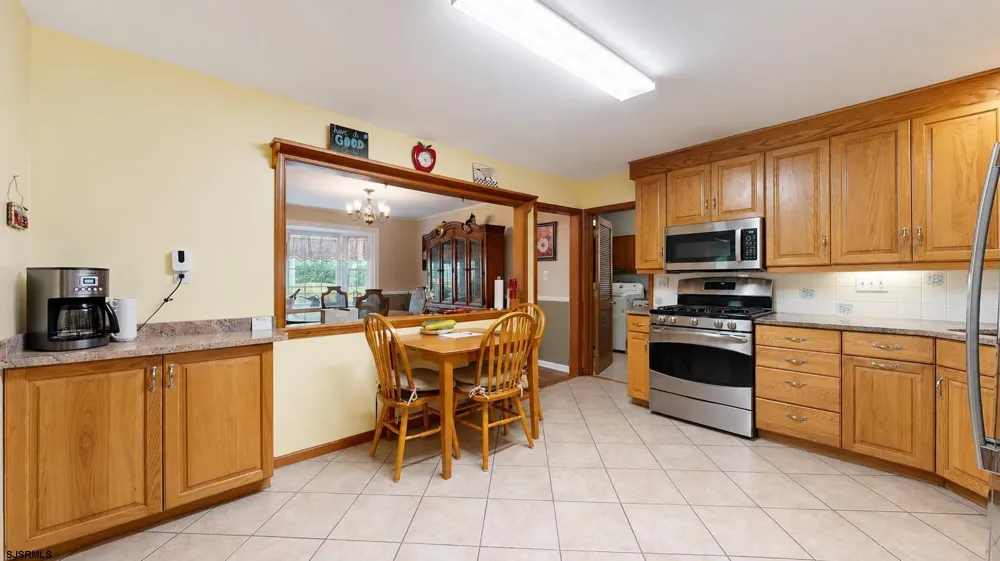 1916 West Avenue Linwood, NJ 08221