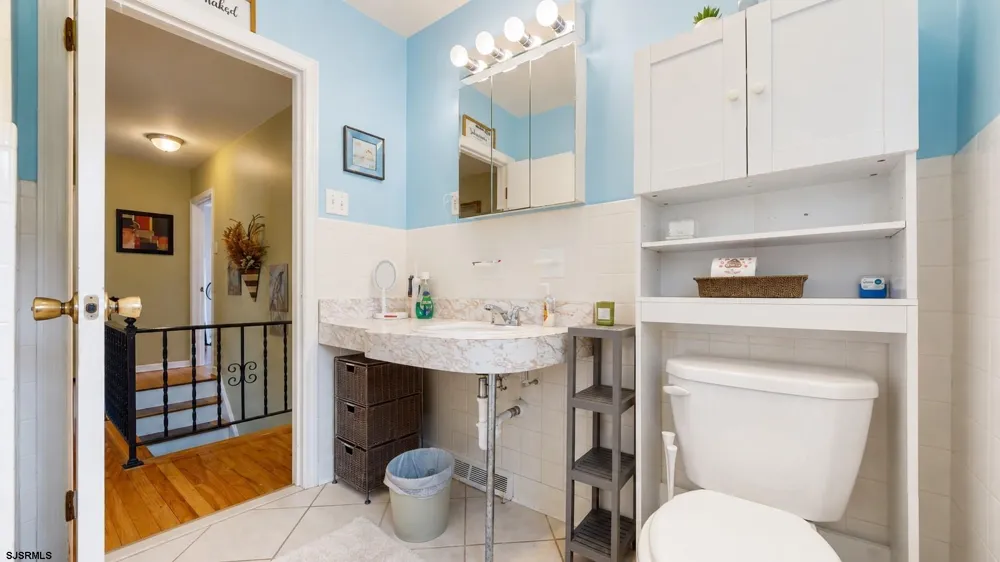 1916 West Avenue Linwood, NJ 08221