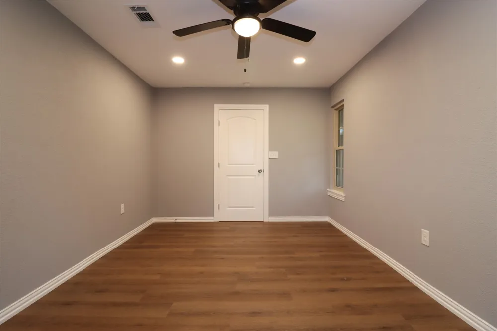 2114 Handley Street Texarkana, TX 75501