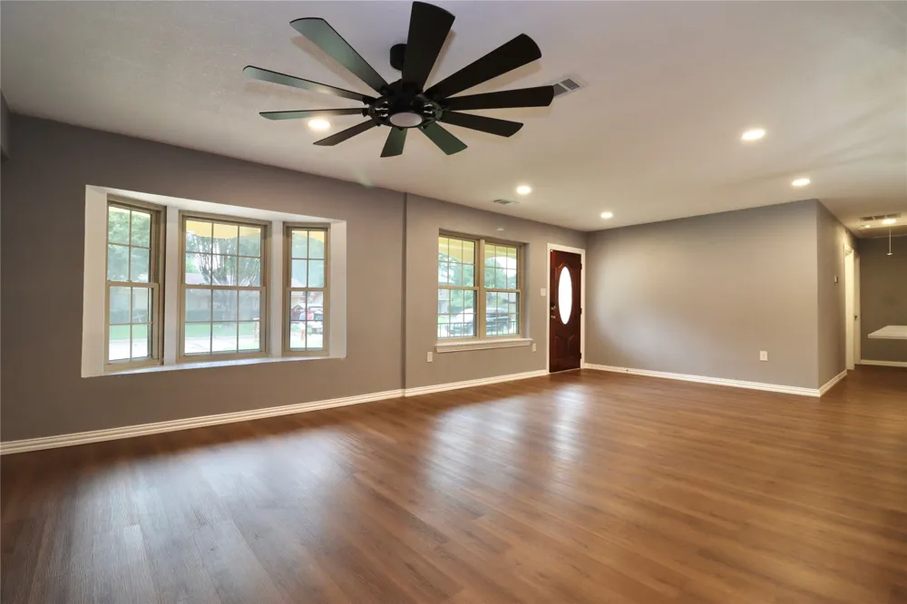 2114 Handley Street Texarkana, TX 75501