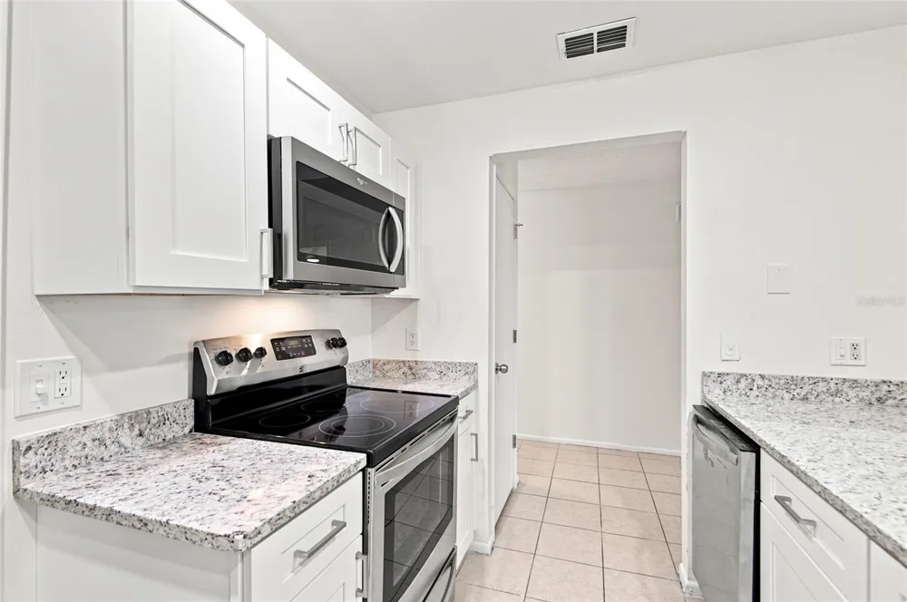 5967 FISH COURT Orlando, FL 32807