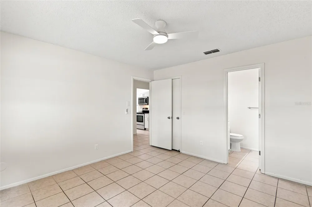 5967 FISH COURT Orlando, FL 32807