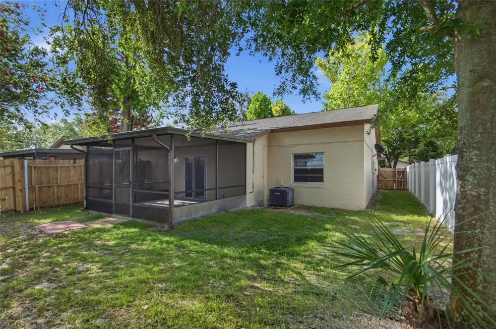 5967 FISH COURT Orlando, FL 32807